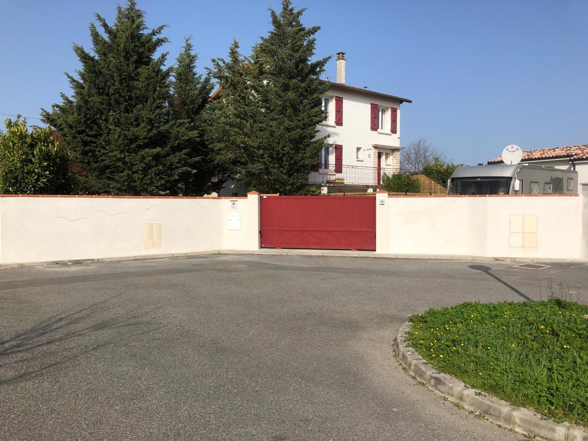 La Libellule 5 2 Sdb 2 Wc Grand Jardin Et Parking Prive Casa de hóspedes Toulouse