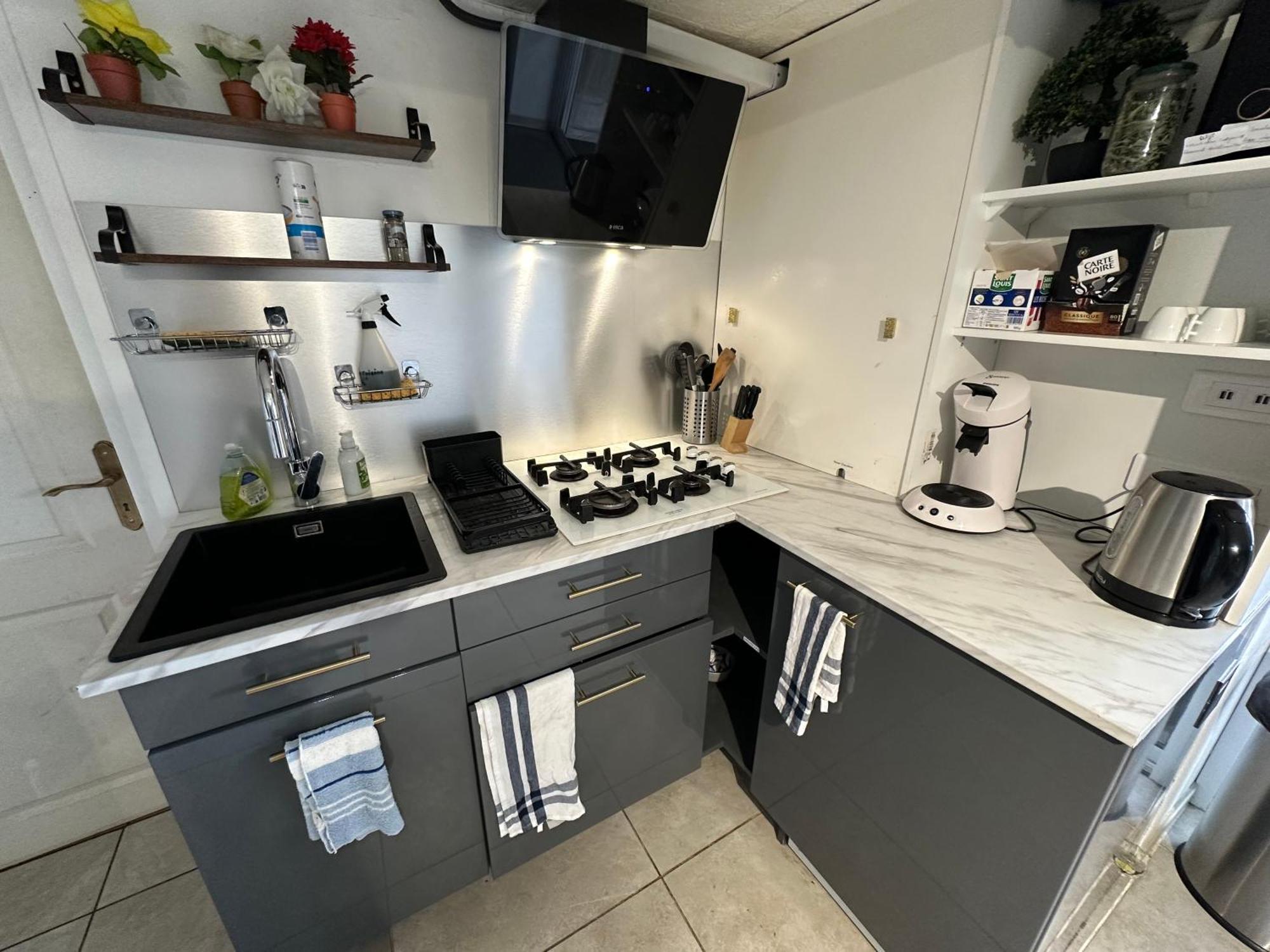 La Libellule 5 2 Sdb 2 Wc Grand Jardin Et Parking Prive Casa de hóspedes
